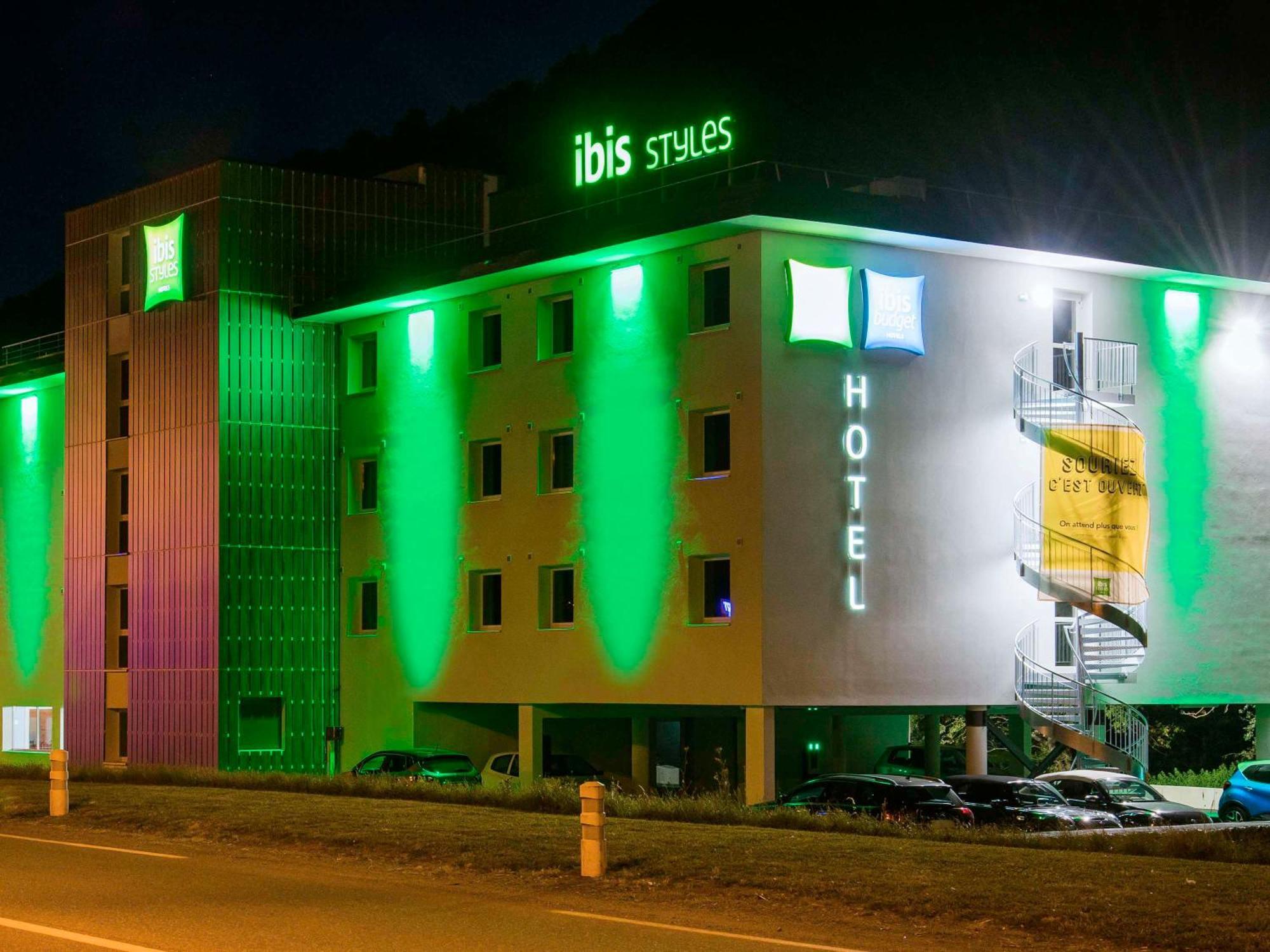 Ibis Styles Sallanches Pays Du Mont-Blanc Екстер'єр фото